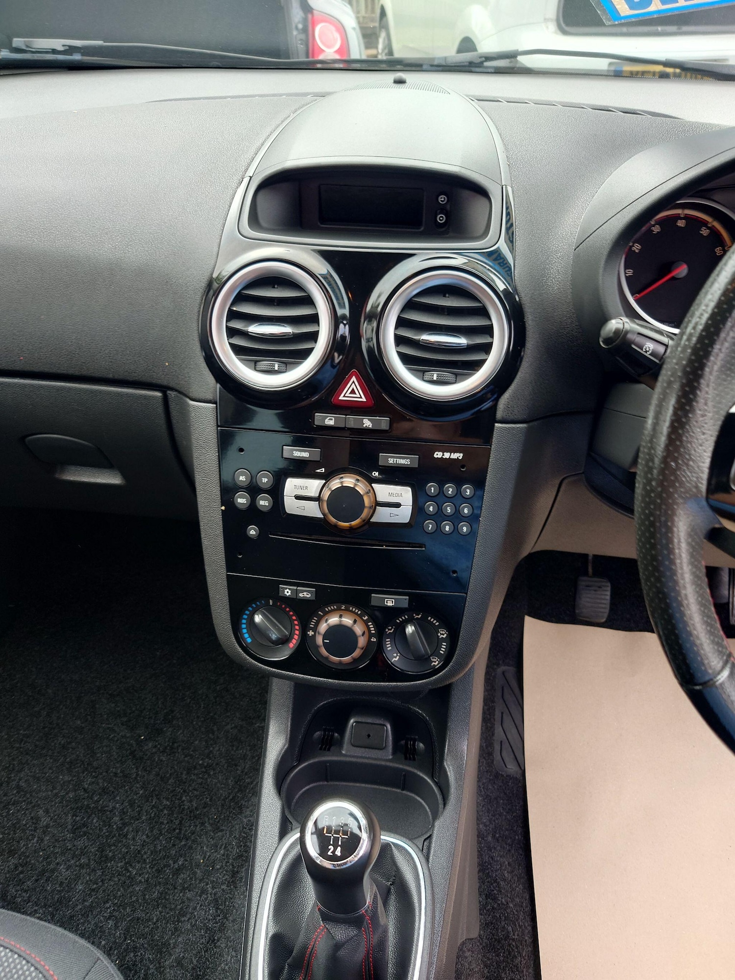 Used Vauxhall Corsa 2013 for sale - 76004794: Photo 19