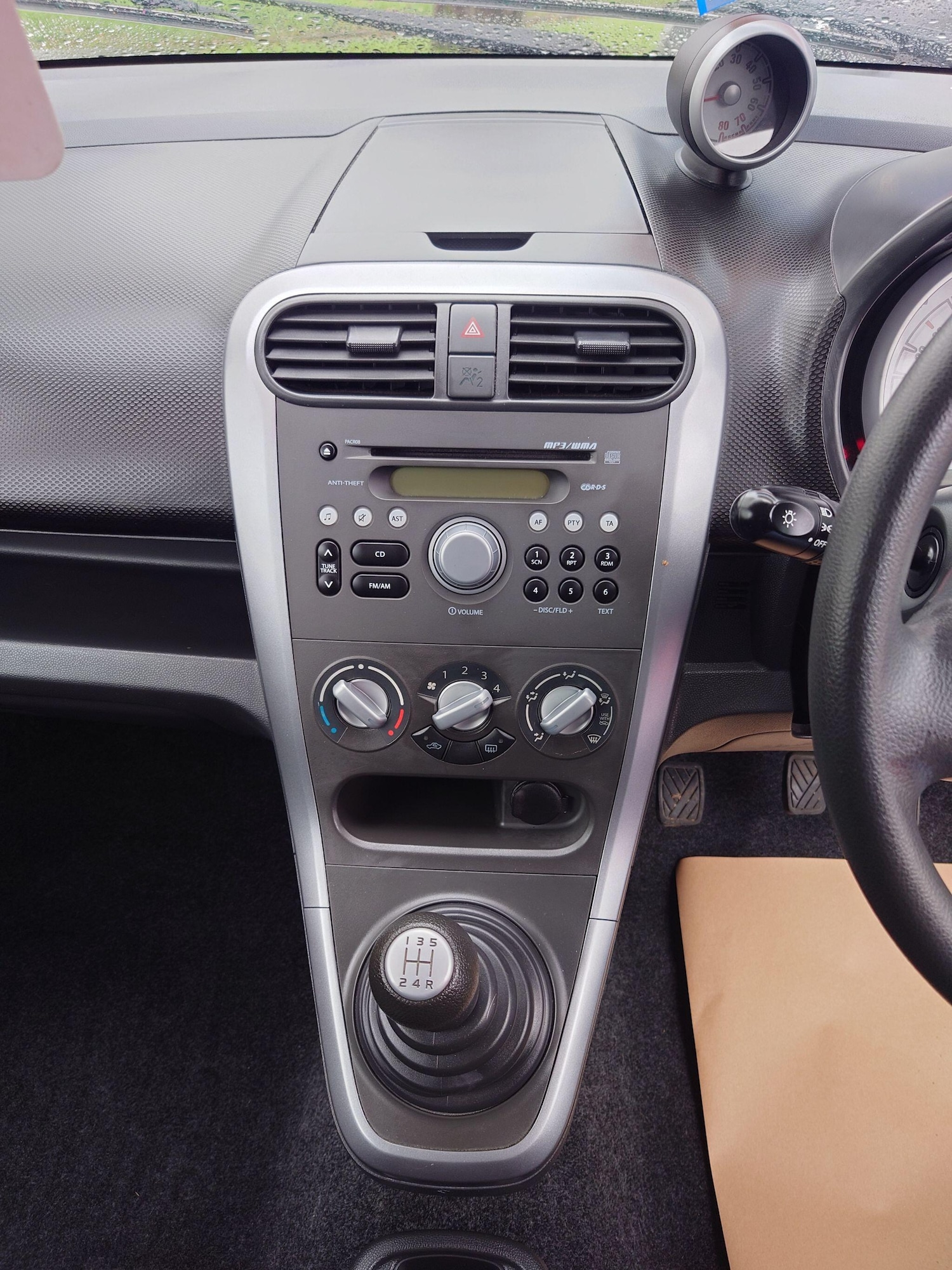 Used Vauxhall Agila 2013 for sale - 76644946: Photo 21