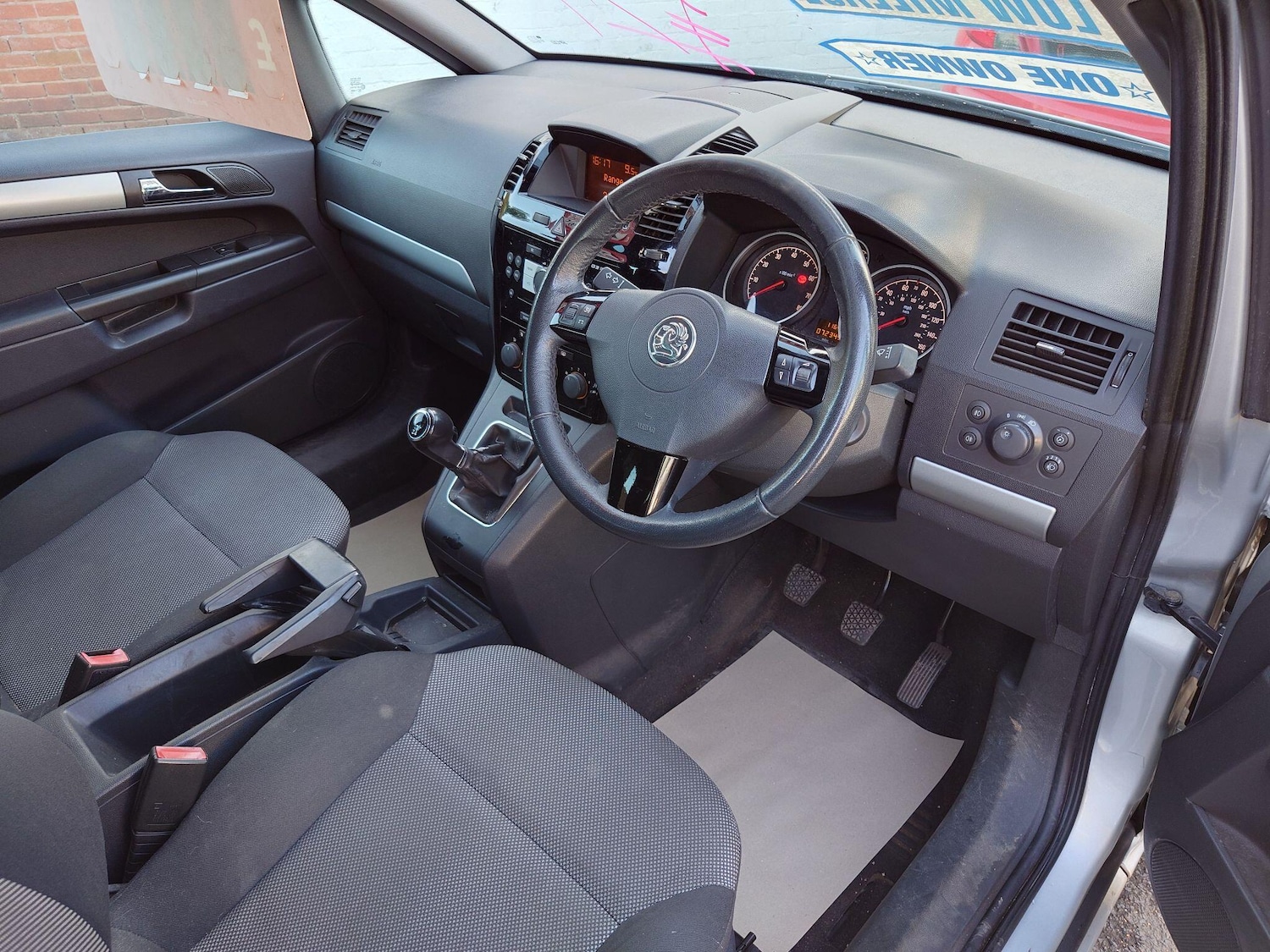 Used Vauxhall Zafira 2011 for sale - 76370724: Photo 13