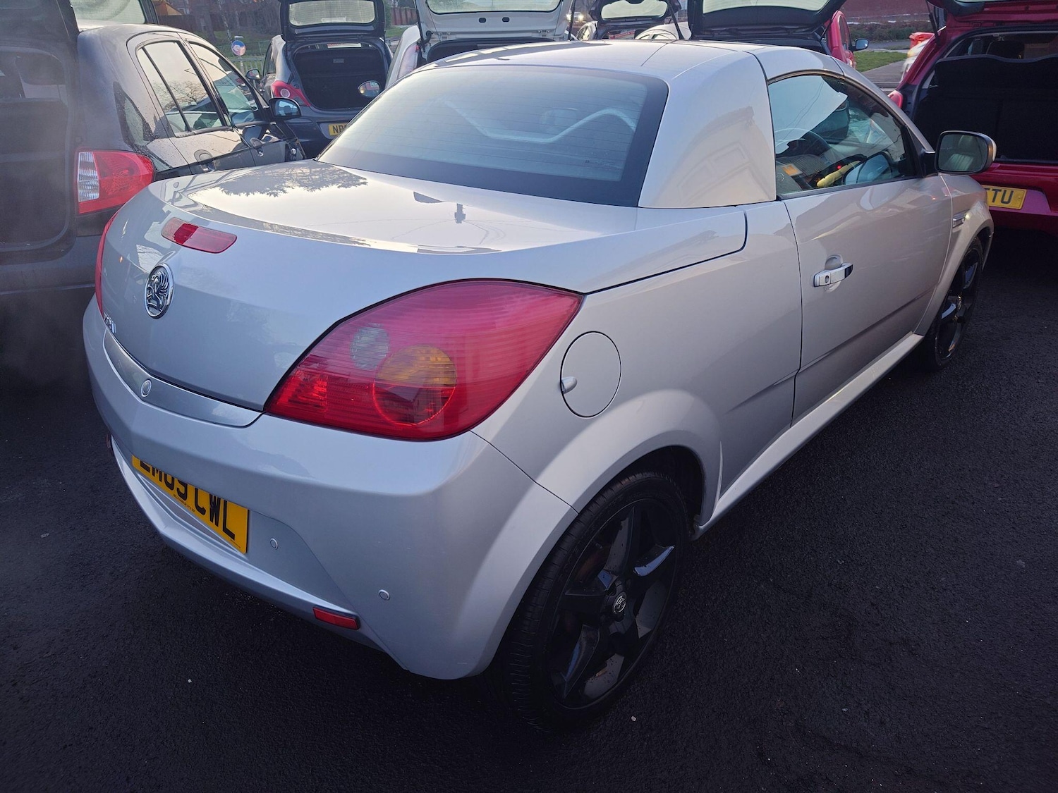 Used Vauxhall Tigra 2009 for sale - 77101632: Photo 2