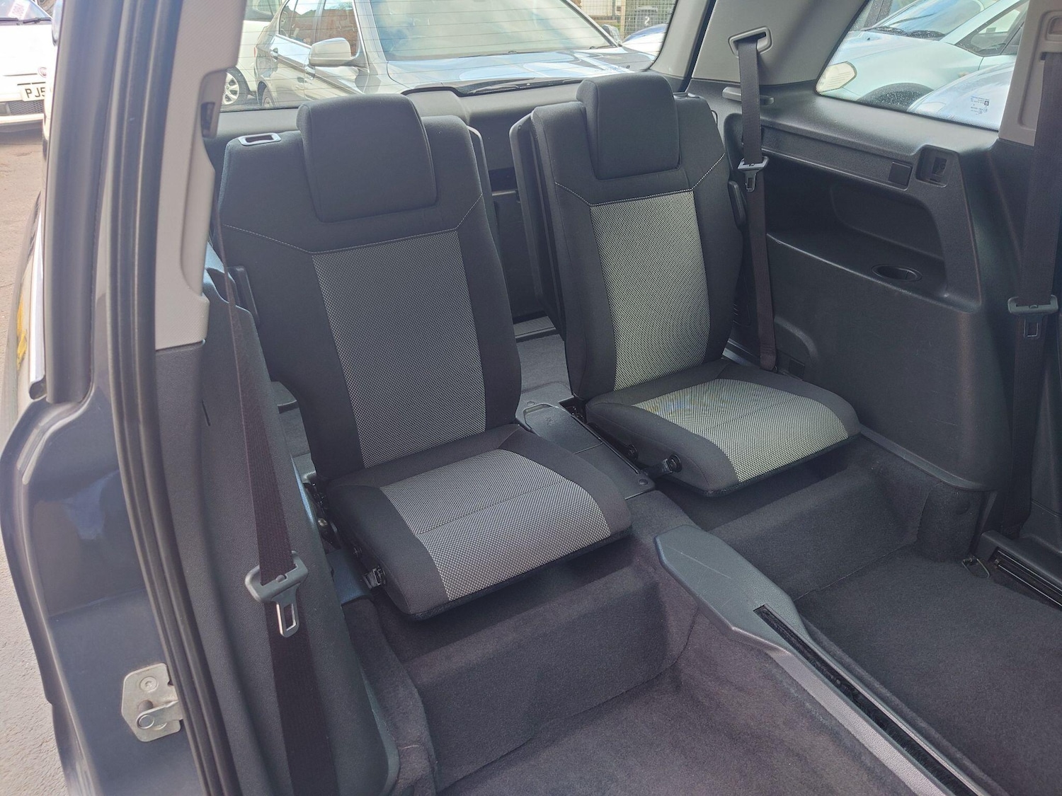 Used Vauxhall Zafira 2013 for sale - 77892877: Photo 15