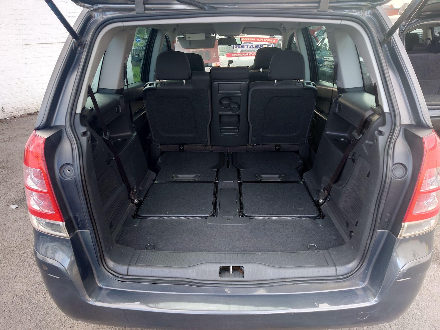 Used Vauxhall Zafira 2013 for sale - 77892877: Photo 16