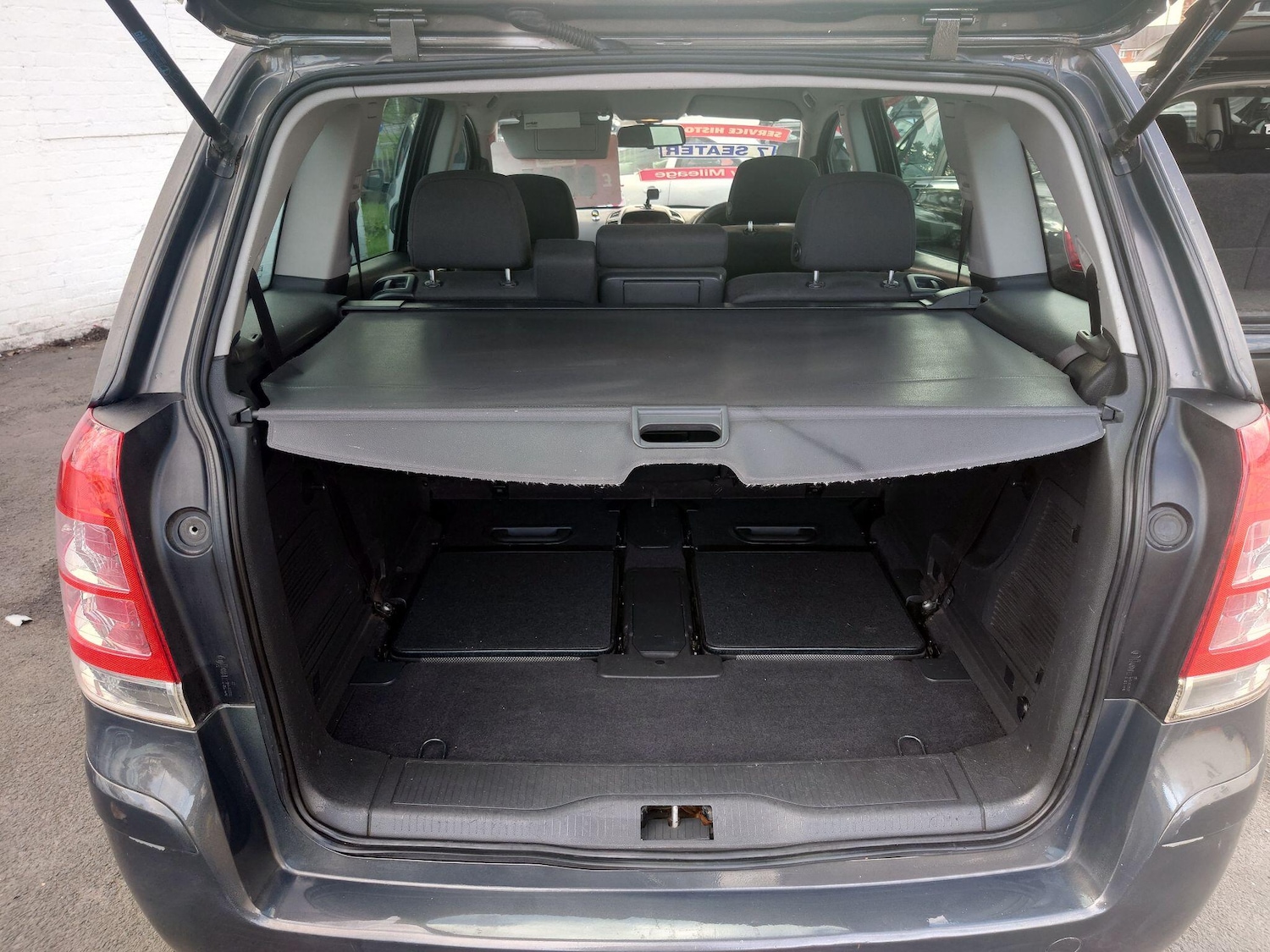 Used Vauxhall Zafira 2013 for sale - 77892877: Photo 19