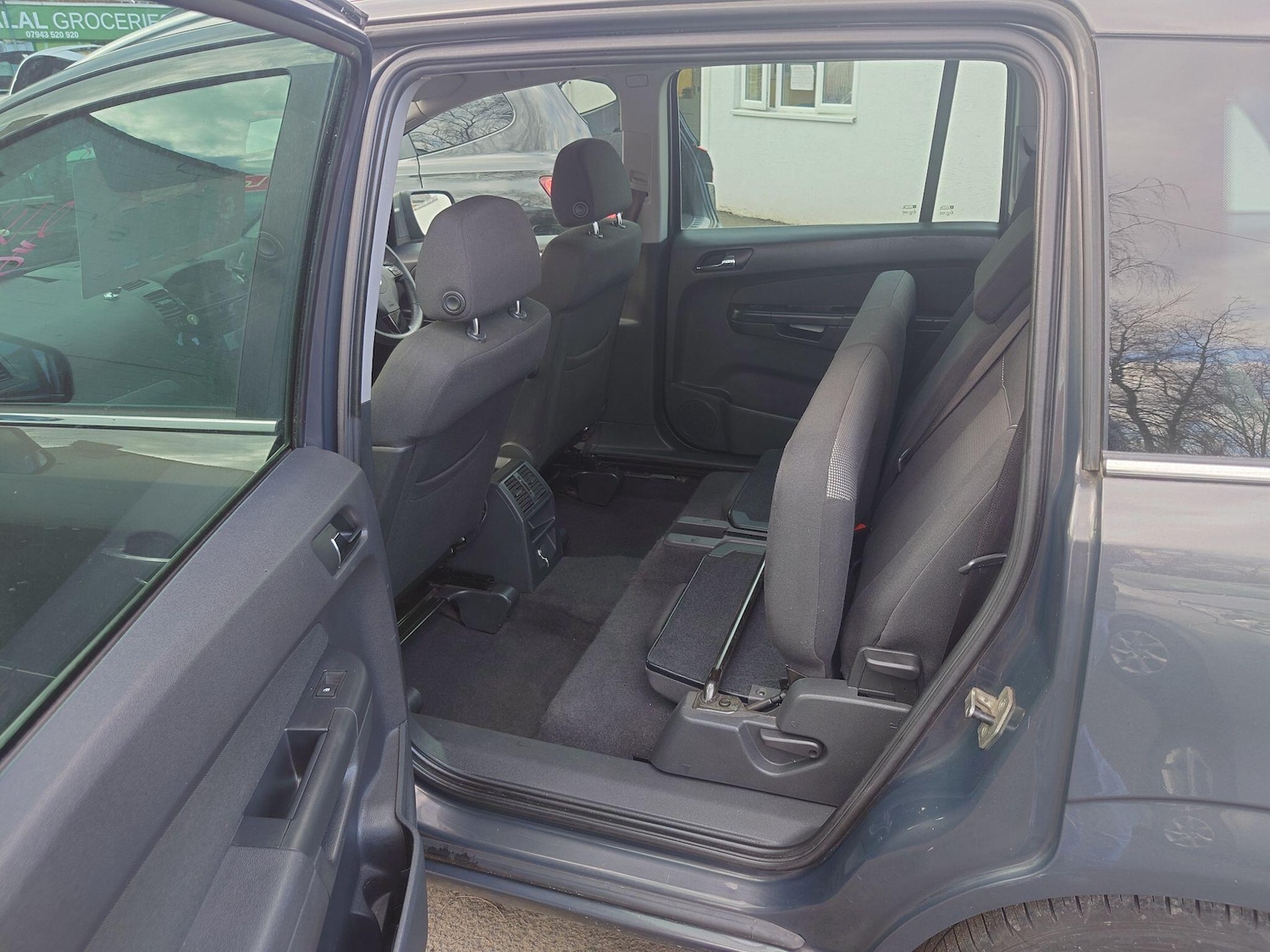 Used Vauxhall Zafira 2013 for sale - 77892877: Photo 22