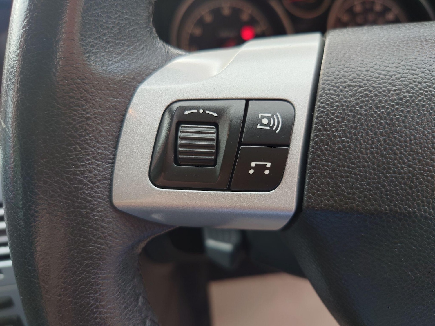 Used Vauxhall Astra 2011 for sale - 76632868: Photo 26