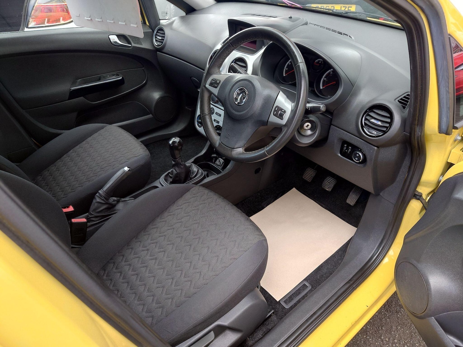 Used Vauxhall Corsa 2013 for sale - 76004800: Photo 13