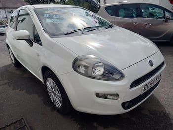 Used Fiat Punto 2014 for sale - 79657460: Photo
