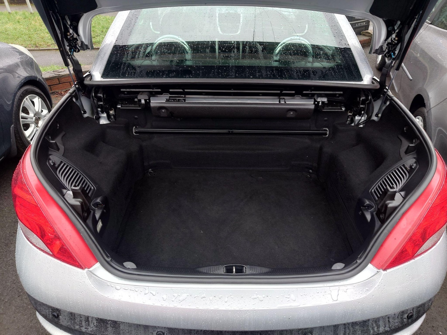 Used Peugeot 207 2012 for sale - 77237989: Photo 17