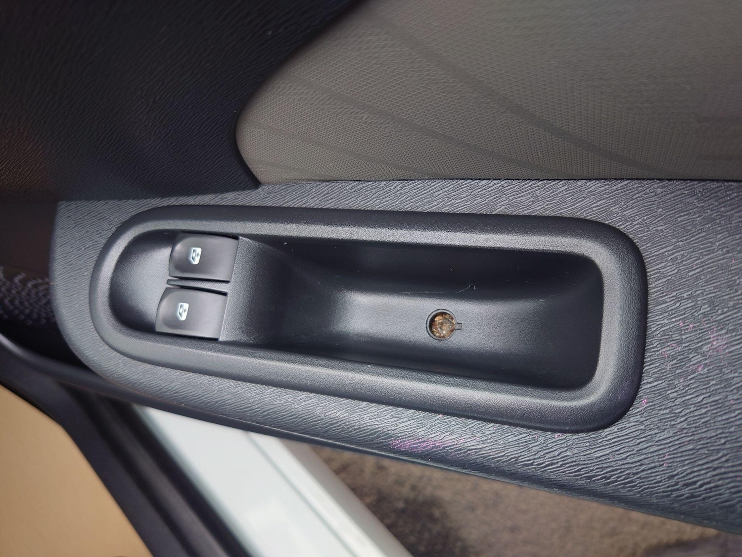 Used Renault Twingo 2011 for sale - 77537323: Photo 18