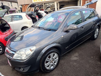 Used Vauxhall Astra 2010 for sale - 77612170: Photo