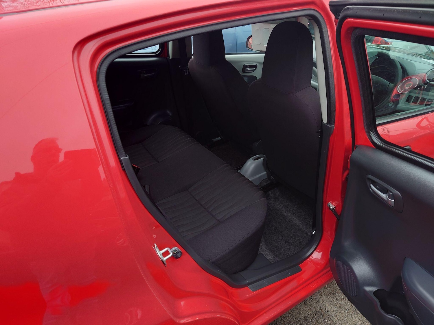 Used Nissan Pixo 2012 for sale - 77645929: Photo 14