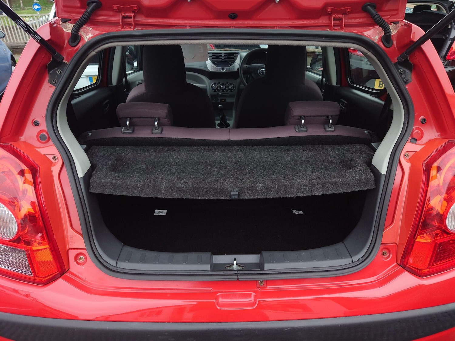 Used Nissan Pixo 2012 for sale - 77645929: Photo 17