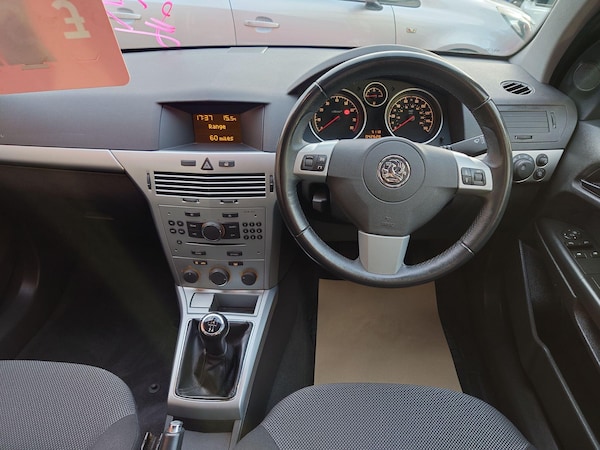 Used Vauxhall Astra 2009 for sale - 76227848: Photo 10