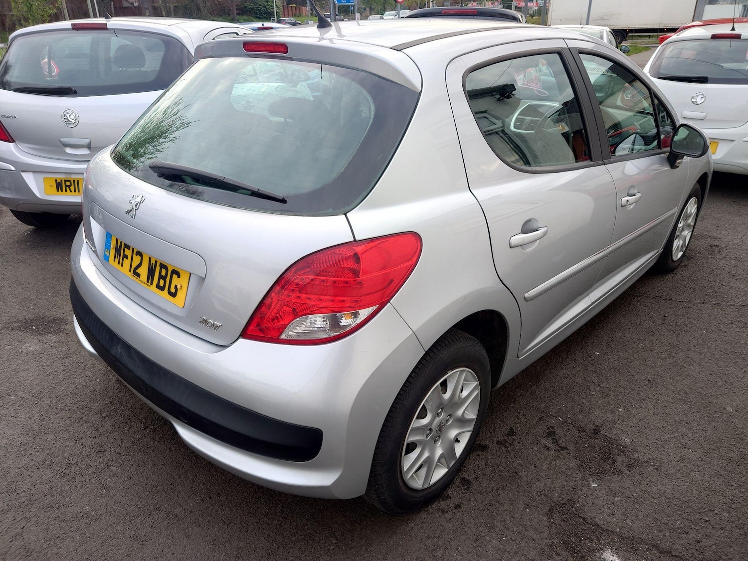 Used Peugeot 207 2012 for sale - 78127621: Photo 2