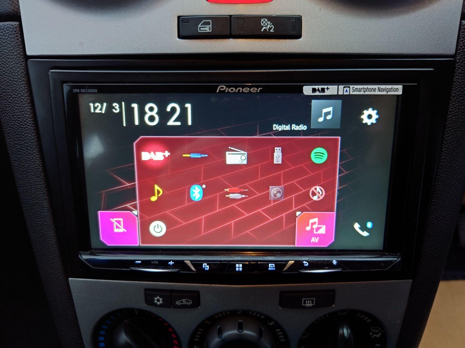 Used Vauxhall Corsa 2014 for sale - 77839625: Photo 14