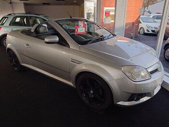 Used Vauxhall Tigra 2009 for sale - 77574490: Photo