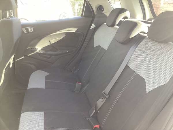 Used Ford Ecosport 2018 for sale - 73998652: Photo 9