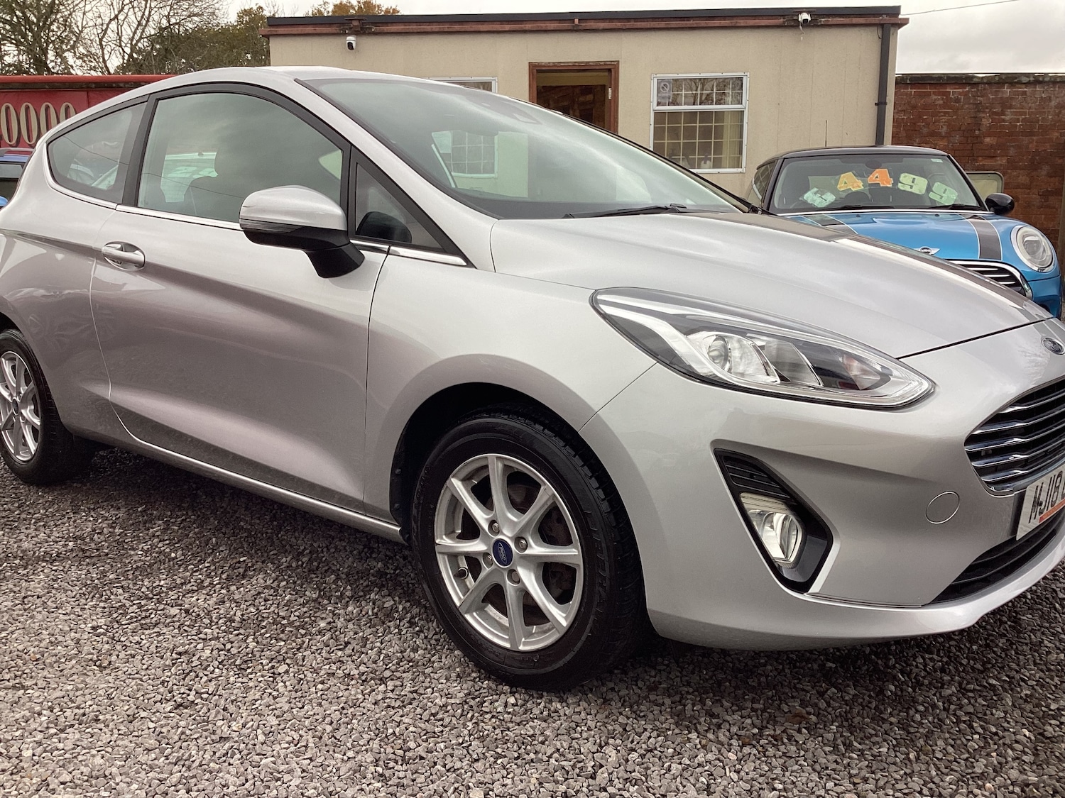 Used Ford Fiesta 2018 for sale - 76506201: Photo 2