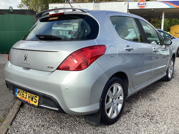 Used Peugeot 308 2013 for sale - 76207370: Photo 3