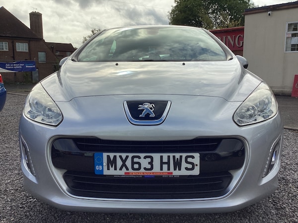 Used Peugeot 308 2013 for sale - 76207370: Photo 5