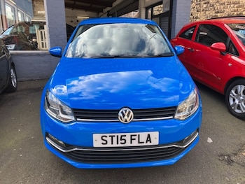 Used Volkswagen Polo 2015 for sale - 78267900: Photo