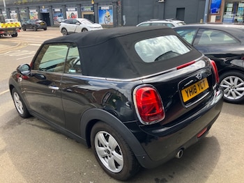 Used MINI Convertible 2018 for sale - 78818230: Photo