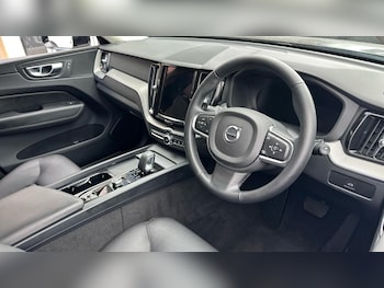 Used Volvo XC60 2024 for sale - 75508401: Photo