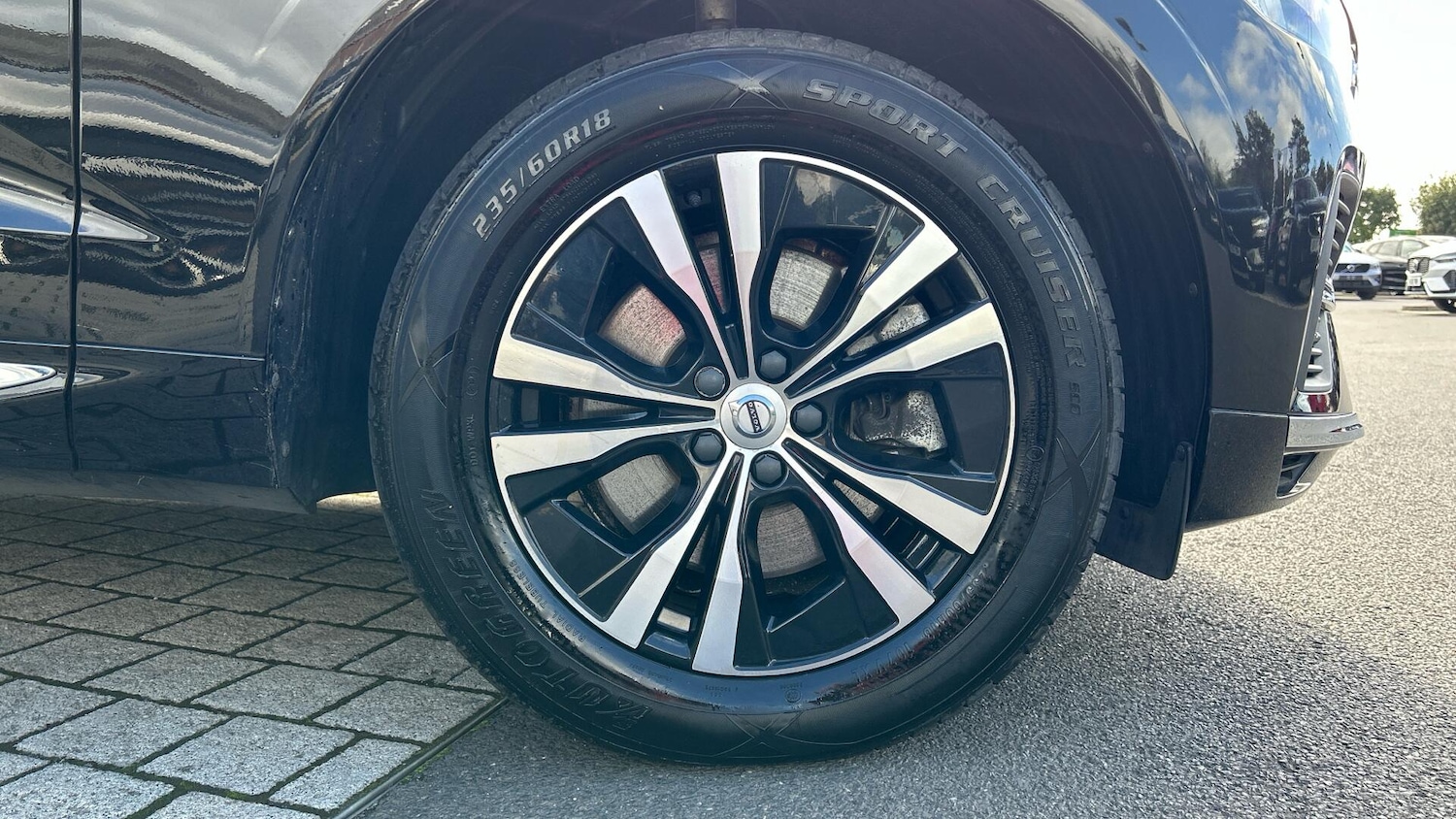 Used Volvo XC60 2023 for sale - 76886223: Photo 9