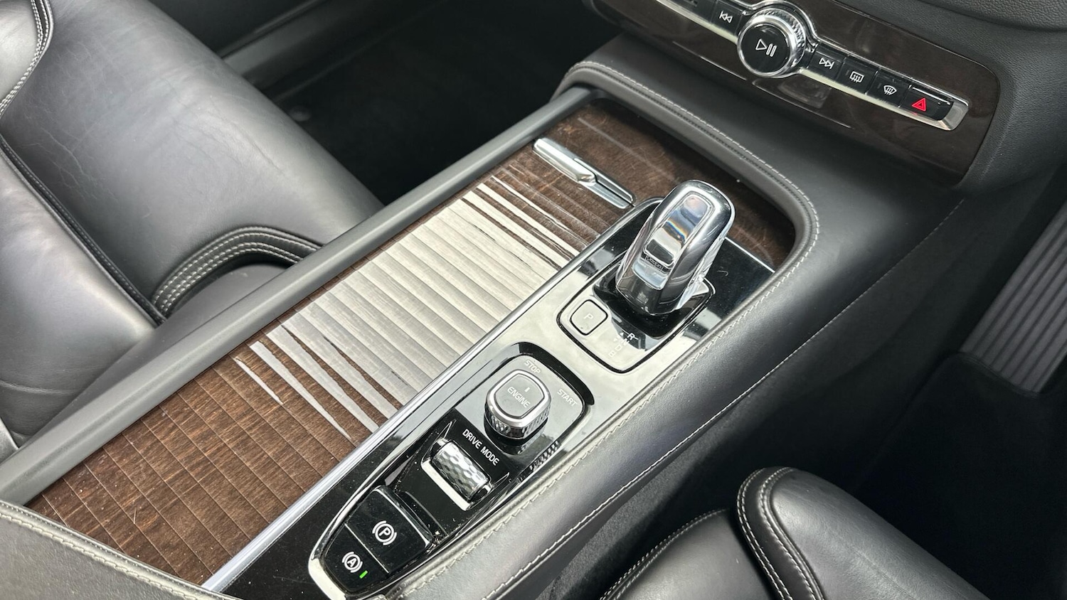 Used Volvo XC90 2017 for sale - 76432654: Photo 26