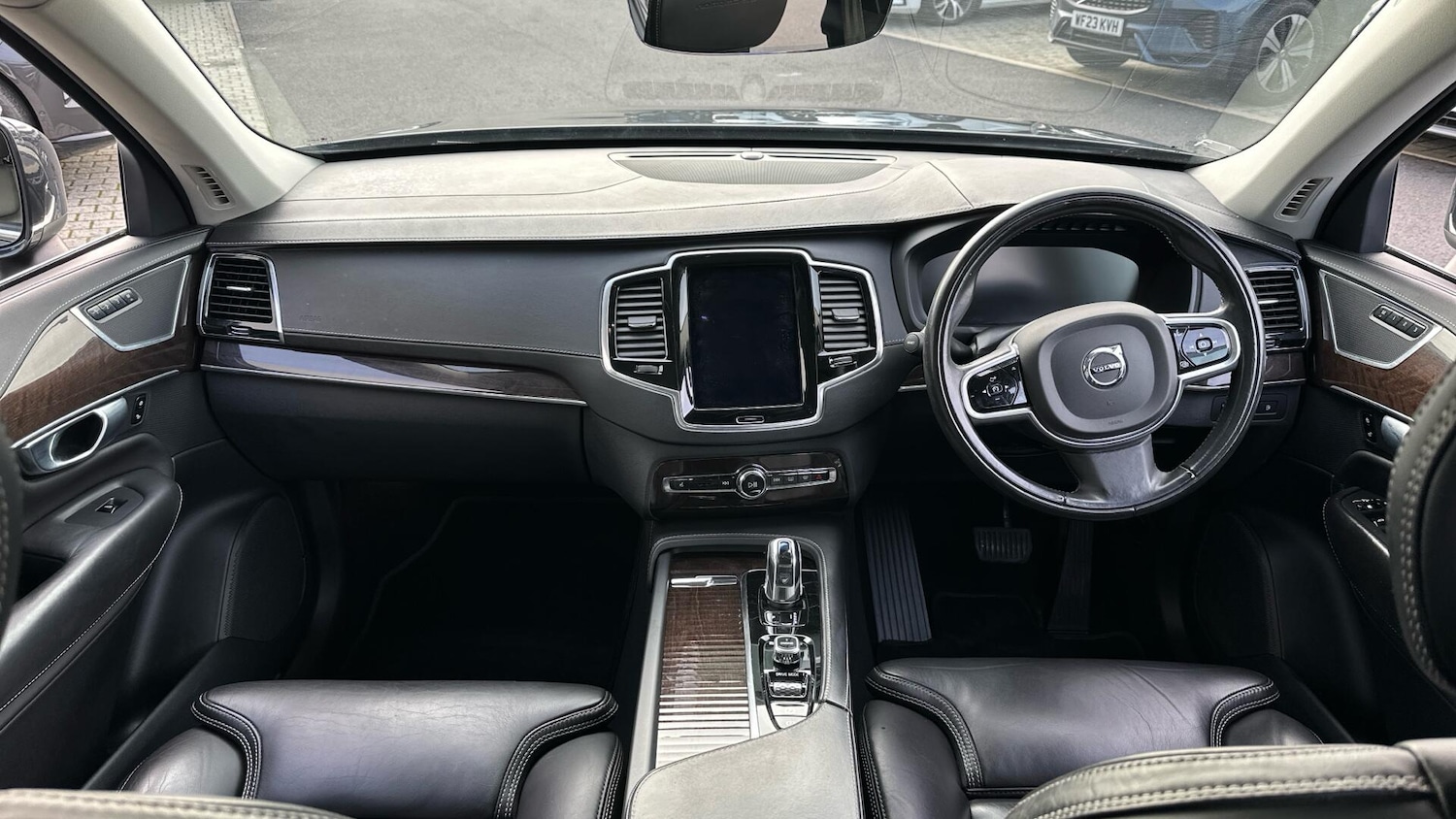 Used Volvo XC90 2017 for sale - 76432654: Photo 5