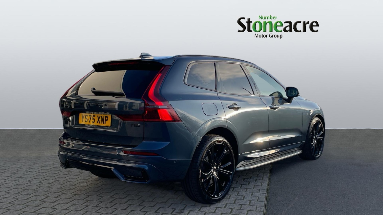 Used Volvo XC60 2025 for sale - 77021330: Photo 2