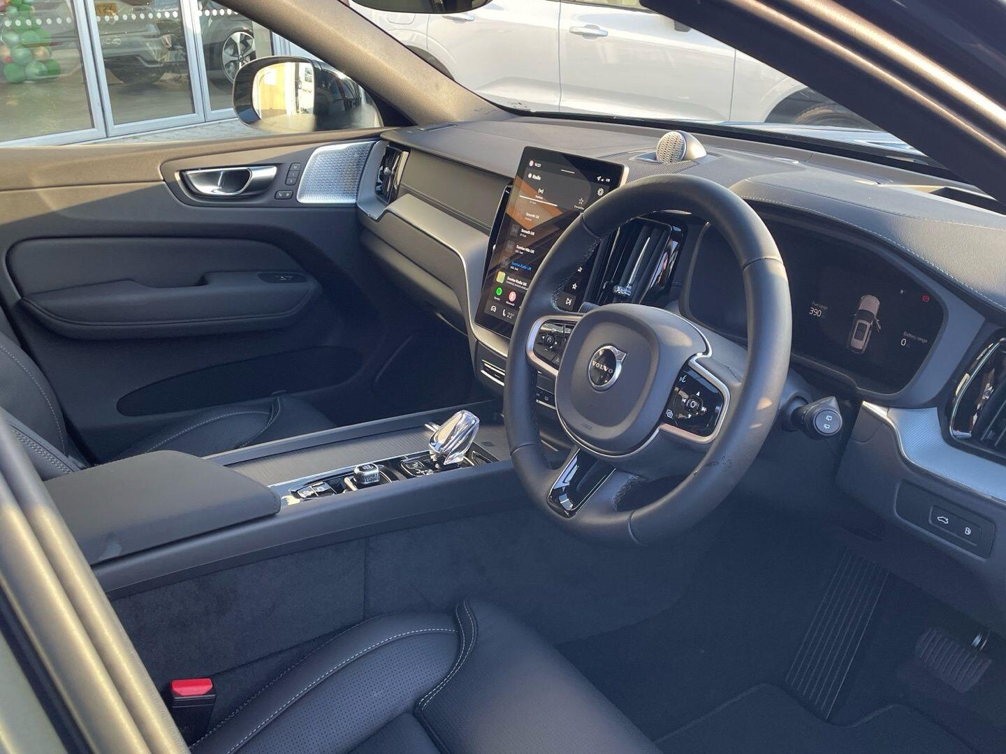 Used Volvo XC60 2025 for sale - 77021330: Photo 44