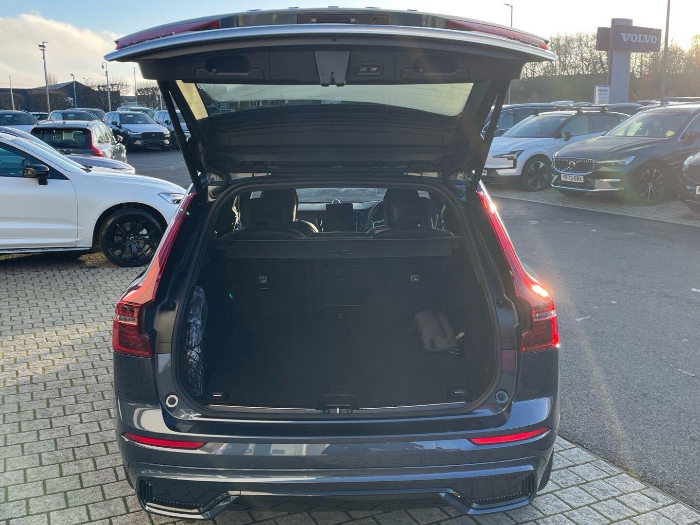 Used Volvo XC60 2025 for sale - 77021330: Photo 53