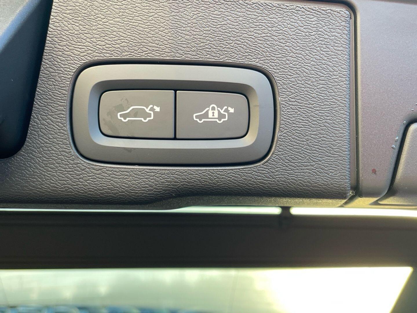 Used Volvo XC60 2025 for sale - 77021330: Photo 74