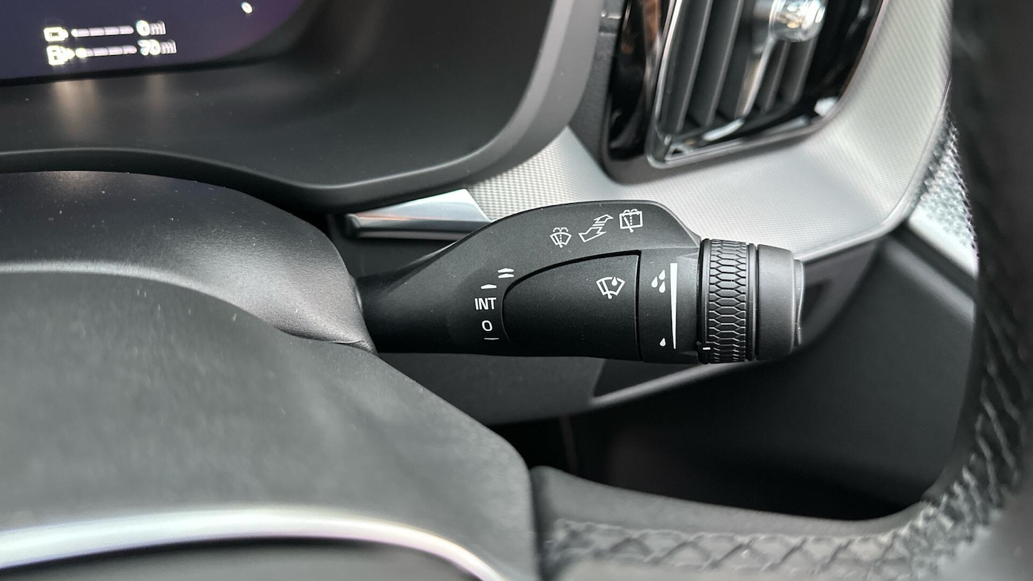 Used Volvo XC60 2025 for sale - 76562272: Photo 23