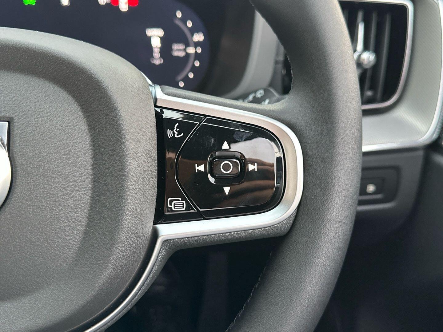 Used Volvo XC60 2025 for sale - 76562272: Photo 63