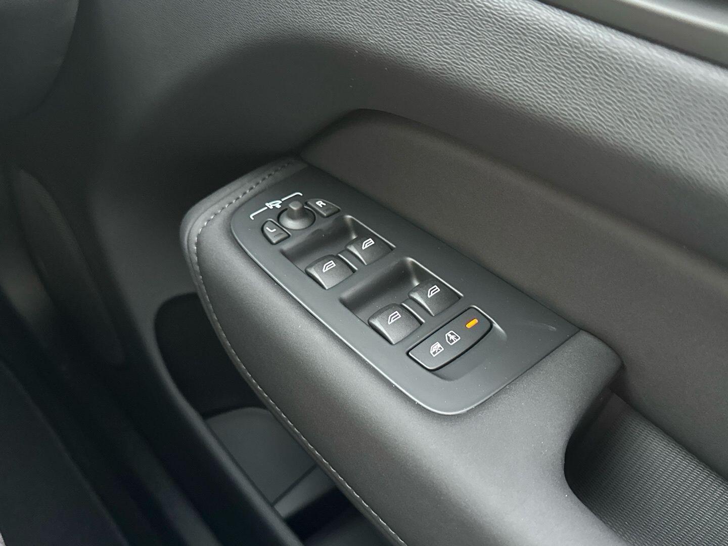 Used Volvo XC60 2025 for sale - 76562272: Photo 65