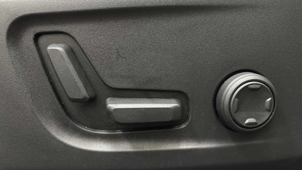 Used Volvo XC40 2024 for sale - 76259087: Photo 29