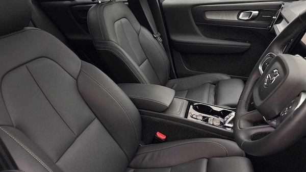 Used Volvo XC40 2024 for sale - 76259087: Photo 30