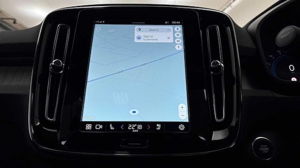 Used Volvo XC40 2024 for sale - 76259087: Photo 37