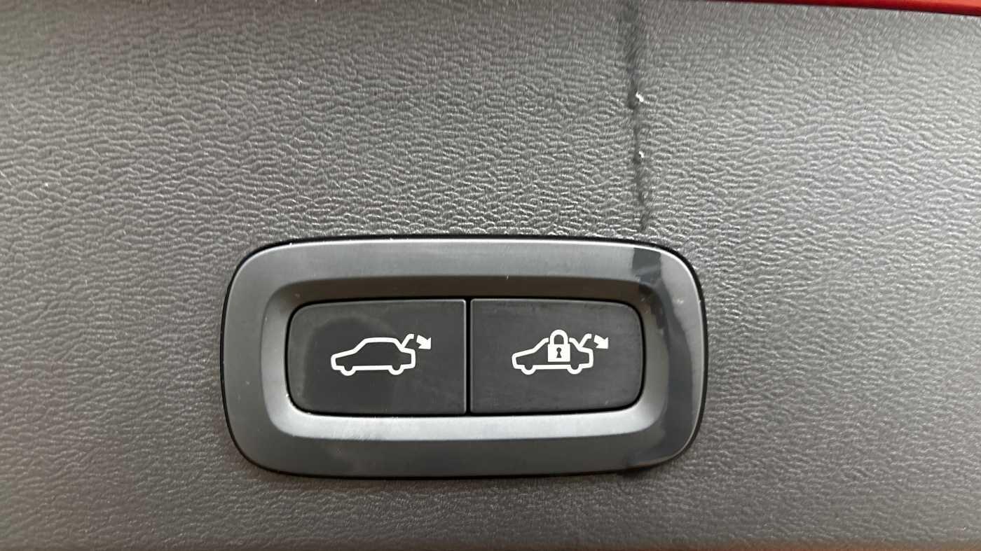 Used Volvo XC40 for sale - 77484172: Photo 20