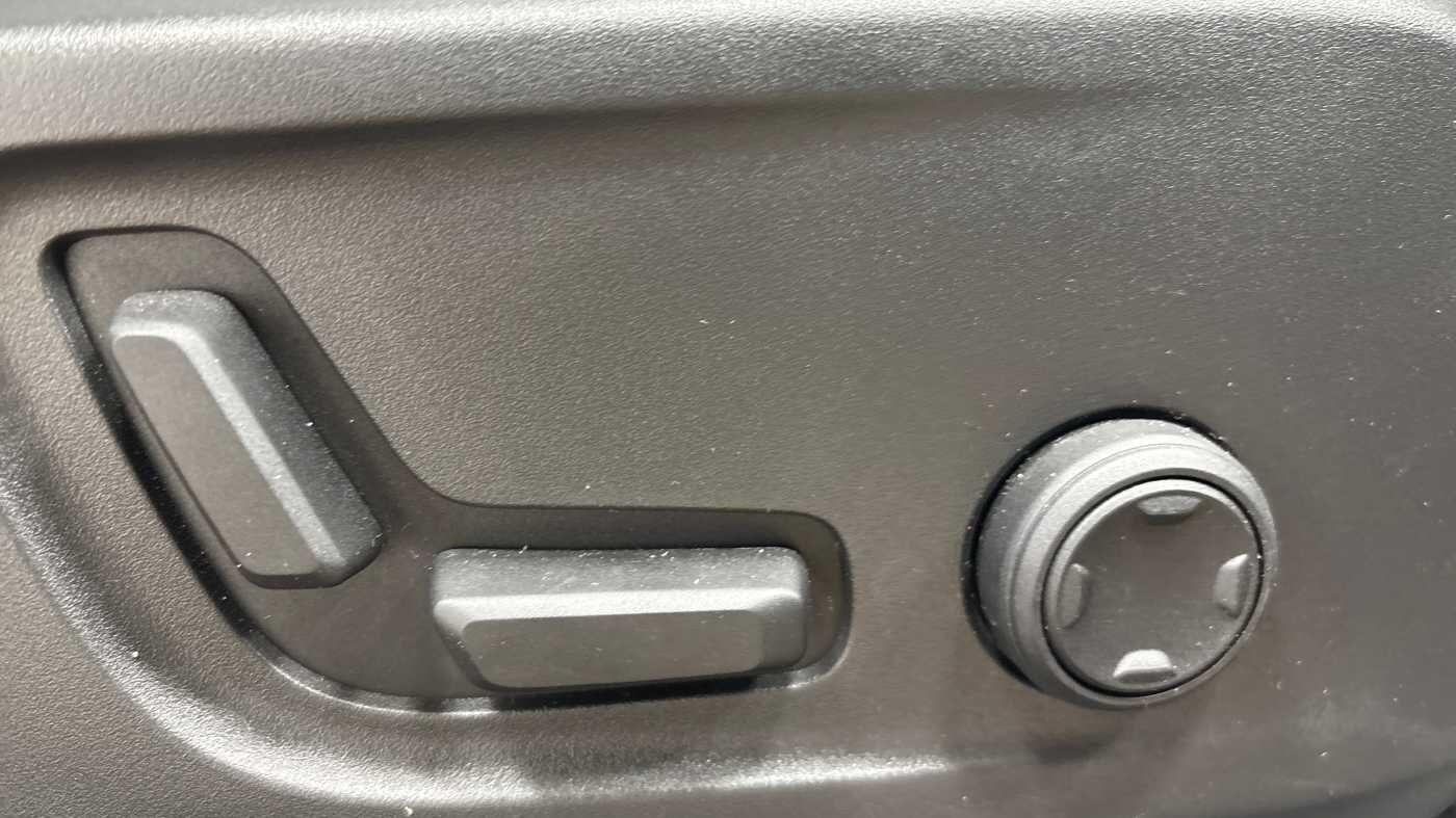 Used Volvo XC40 for sale - 77484172: Photo 29