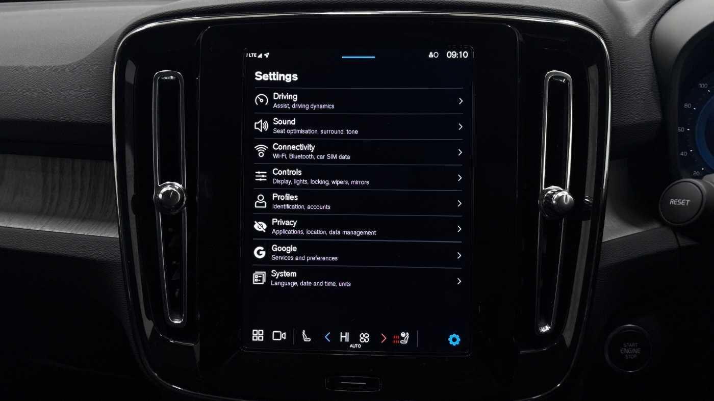 Used Volvo XC40 for sale - 77484172: Photo 36