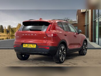 Used Volvo XC40 2025 for sale - 77484172: Photo