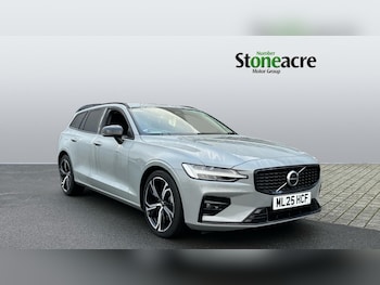 2025 (25) - 2.0 B4P Plus Dark 5dr Auto [7 speed]