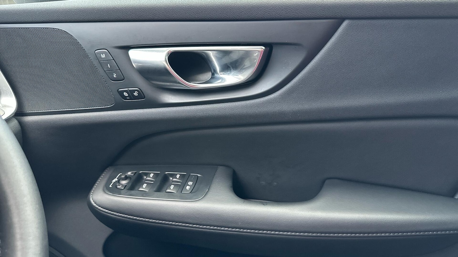 Used Volvo V60 2025 for sale - 77202693: Photo 27