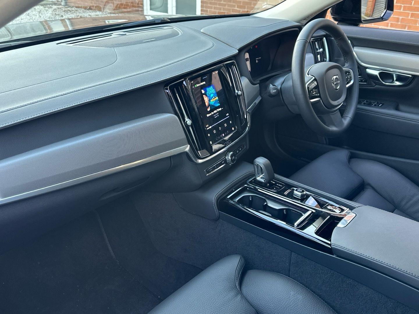 Used Volvo V90 2024 for sale - 76619597: Photo 5