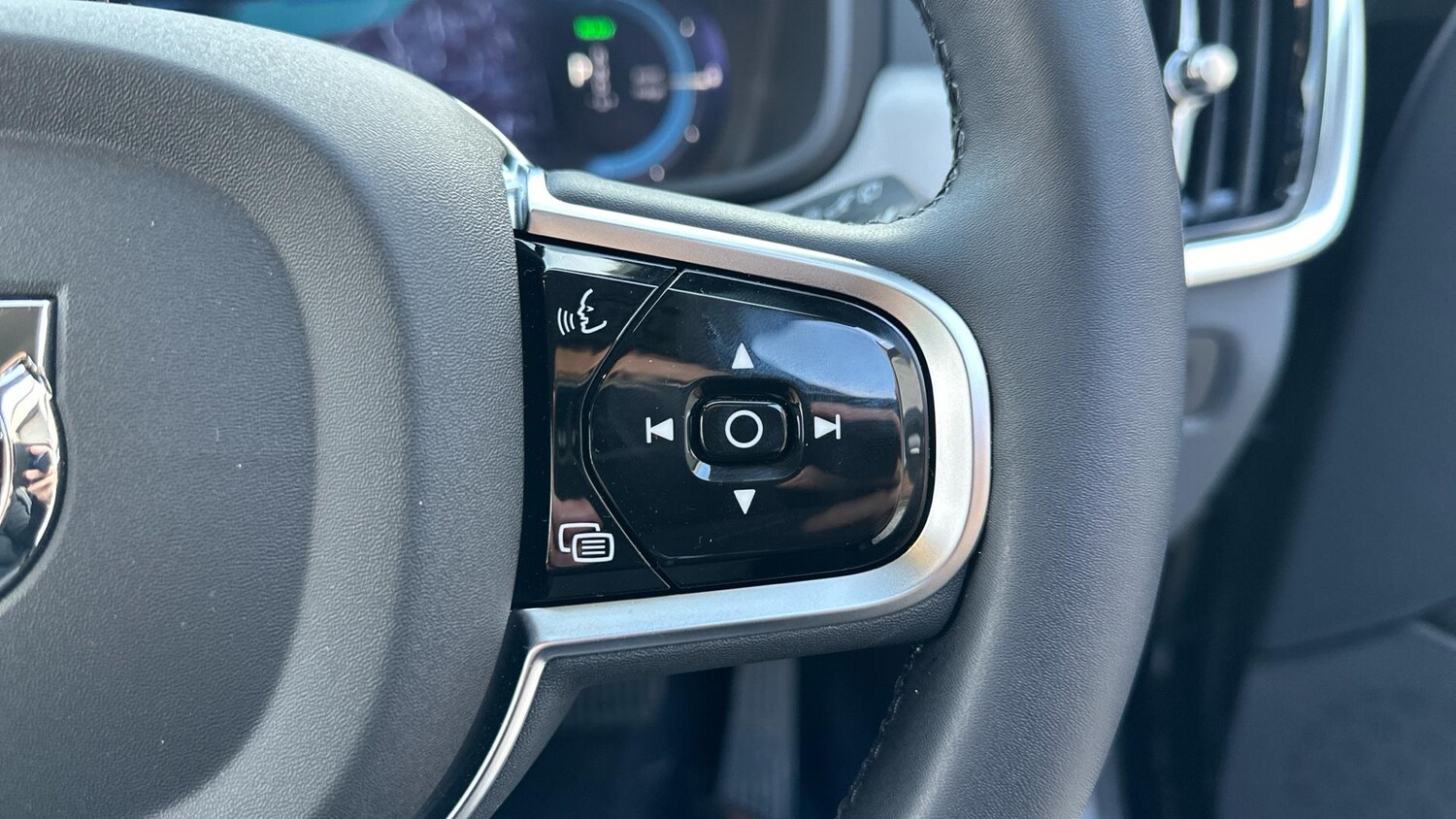 Used Volvo V90 2024 for sale - 76619597: Photo 60