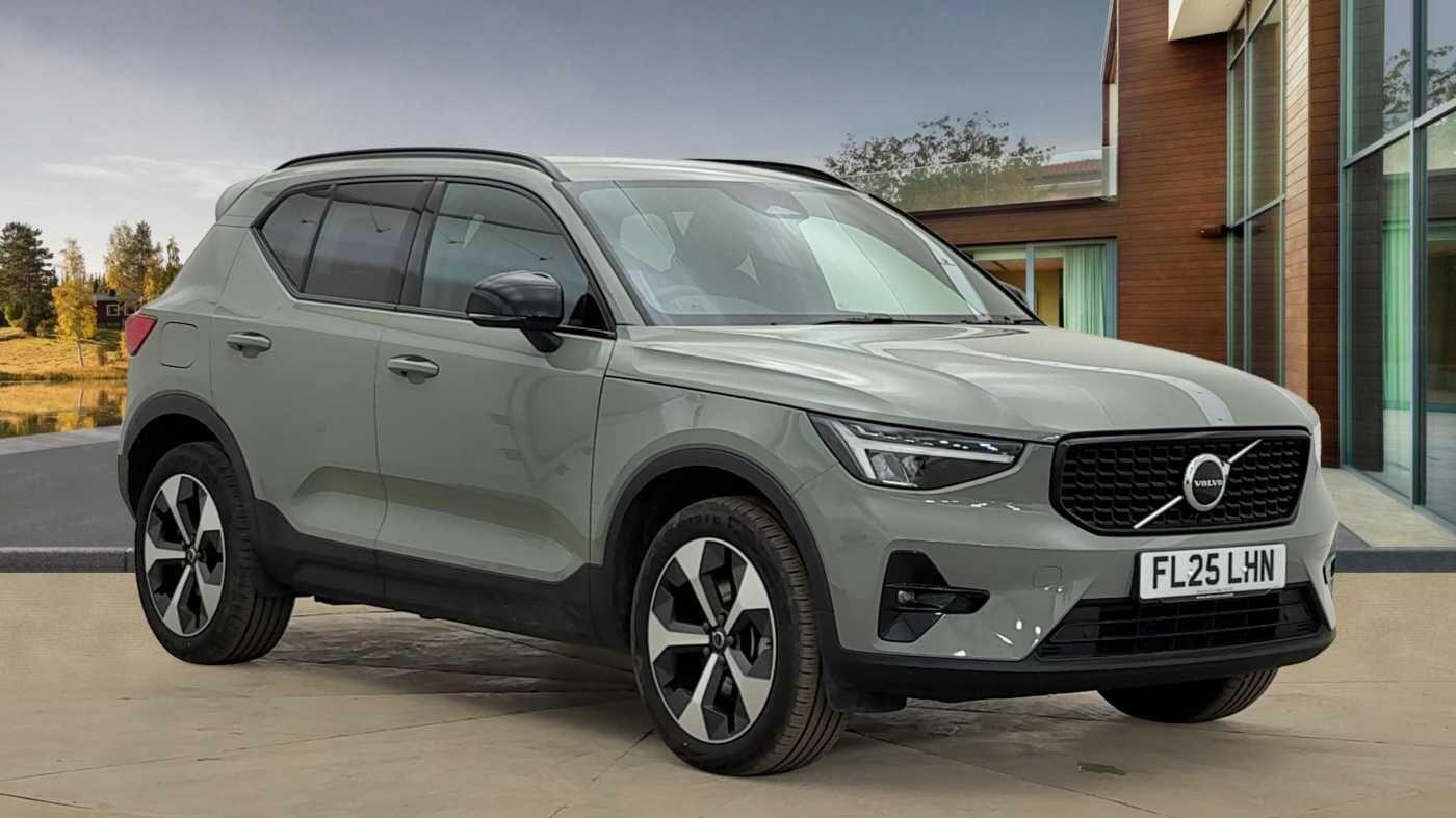 Used Volvo XC40 2025 for sale - 76377679: Photo 1