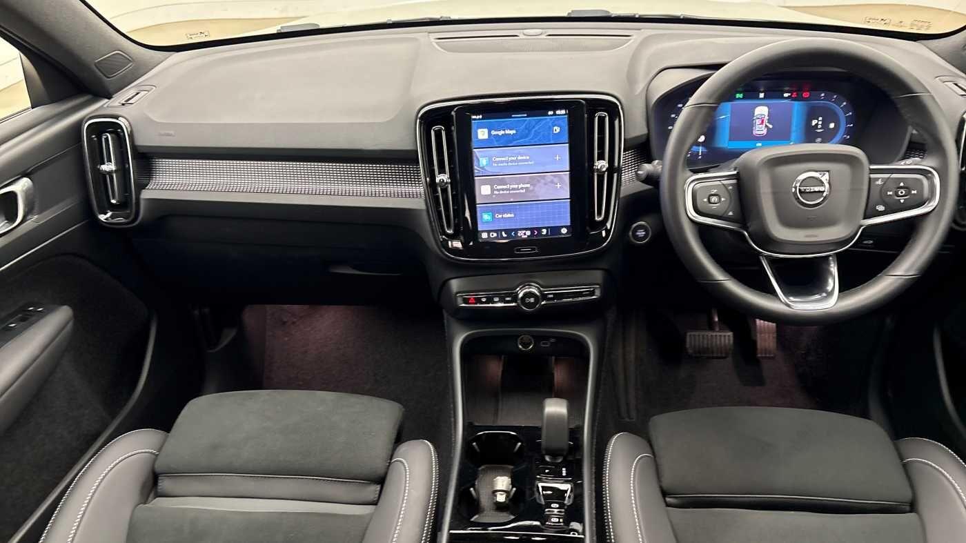 Used Volvo XC40 2025 for sale - 76377679: Photo 11